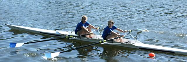 Poppy Fletcher and Rosie Pickles in the final