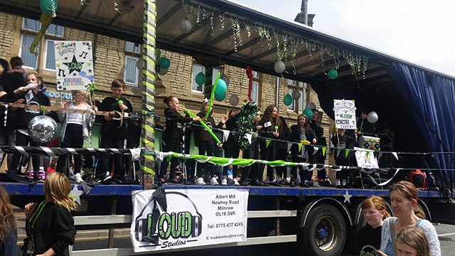 Milnrow and Newhey Carnival