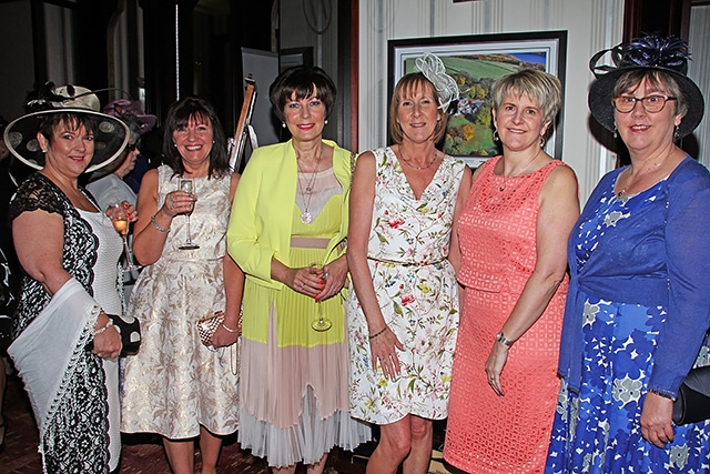 Ascot at Nutters<br />Julie Taylor, Alison Rhodes, Diane Coupe, Kay Reed, Beverley Smith and Julie Pearson