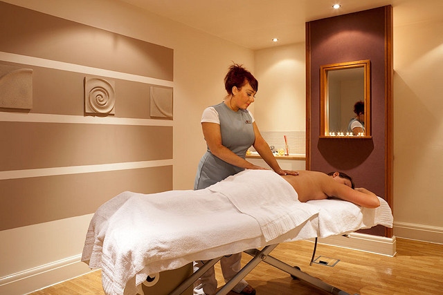 Spa Naturel at Mercure Norton Grange Hotel combines fitness, hydrotherapy and spa treatments