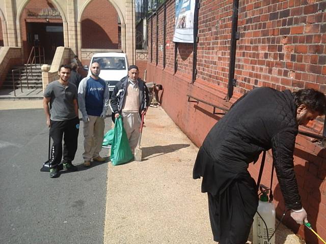 The Central Mosque area being cleaned