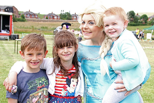 Wardle Village Fete<br />Samuel Harvey, Mischa McCray, Princess Elsa and Amber Casey