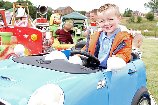 Wardle Village Fete<br />Kai Haltshead