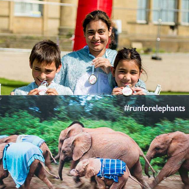 Runners dressed as elephants take over Heaton Park to fund conservation efforts