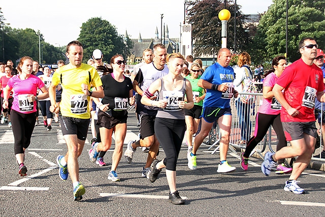 Rochdale 10k runners