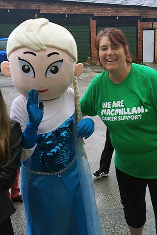 Family fun day raises £1,972 for Macmillan