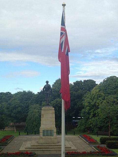 Red Ensign – Milnrow, Rochdale Borough commemorates Merchant Navy Day