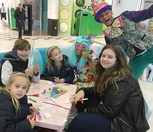 Children enjoy creating imaginary magical munchies with Sylvia Sweetheart and Bubblegum Ben to celebrate Roald Dahl’s 100th birthday