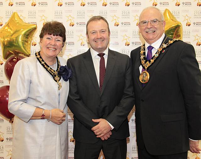 Mayor Ray Dutton and Mayoress Elaine Dutton with Mr Baker, Headteacher 