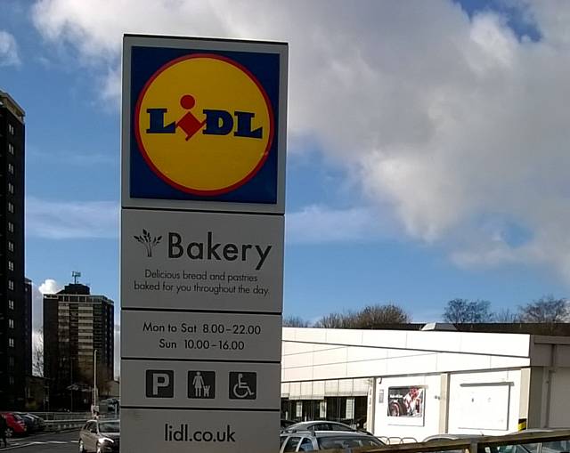 Lidl, Spotland Road