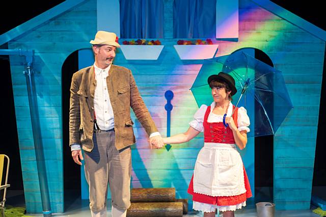 Carl Cockram as Mr Rain and Simone Lewis as Mrs Sunshine in Whatever the Weather