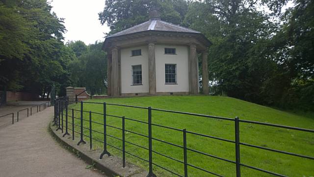 Heaton Park Smithy Lodge