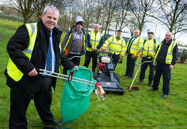 Councillor Richard Farnell and the Clean and Green Team