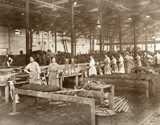 Women Munition workers at Tweedale Smalley in Castleton WW1