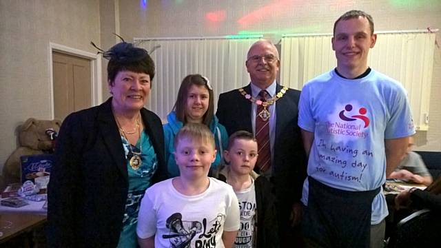 Deputy Mayoress of Rochdale, Mrs Elaine Dutton and Deputy Mayor of Rochdale,  Councillor Raymond Dutton with Danielle Tomkins and her family