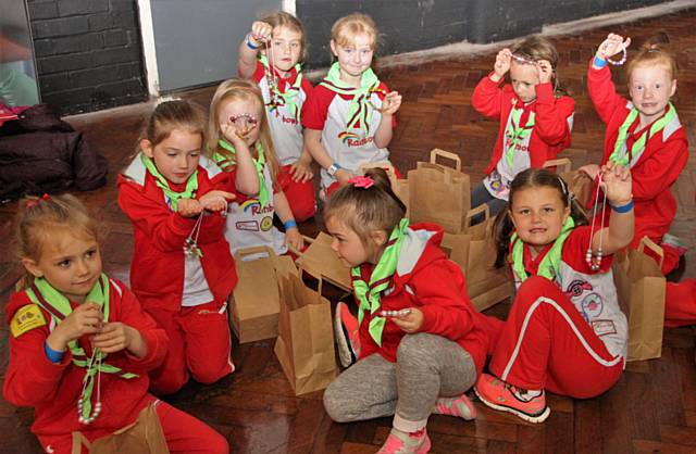 32nd Rochdale (St Andrew’s) Rainbows show off their royal jewels