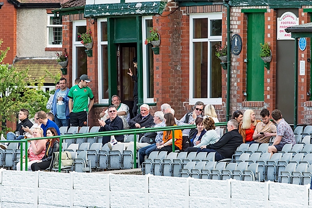 Middleton CC v Norden CC