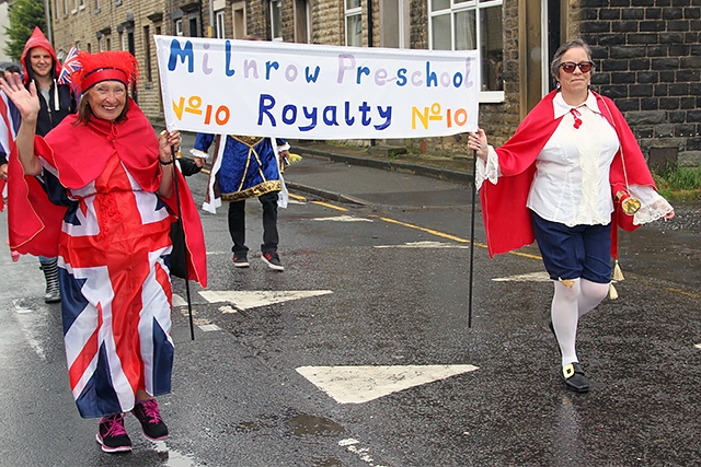 Milnrow Carnival 2016