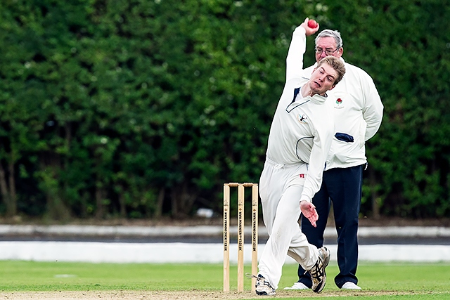 Norden CC v Glodwick CC