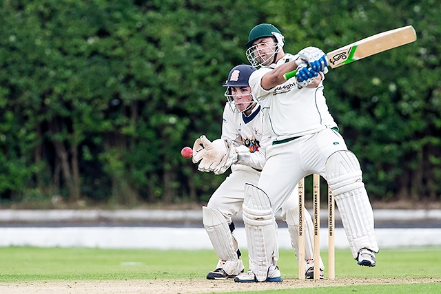 Norden CC v Glodwick CC