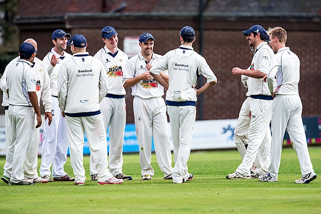 Norden CC v Glodwick CC