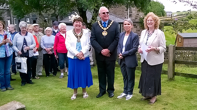 Cotton Famine Road plaque unveiling in 2016