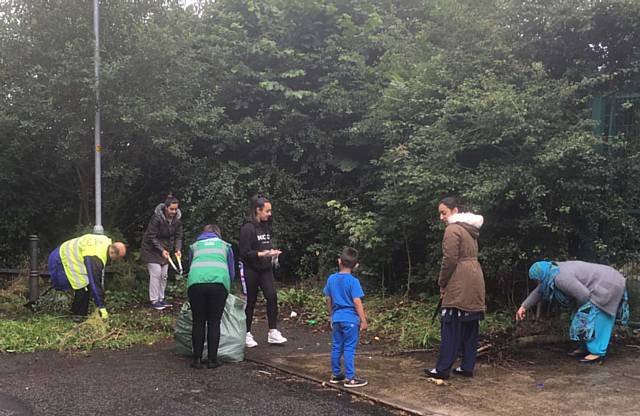 Residents of Sparth Bottom joined forces with REAG to clear an overgrown footpath