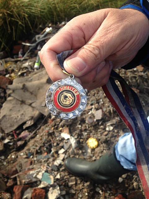 Pub rubbish dumped at Landgate, Whitworth