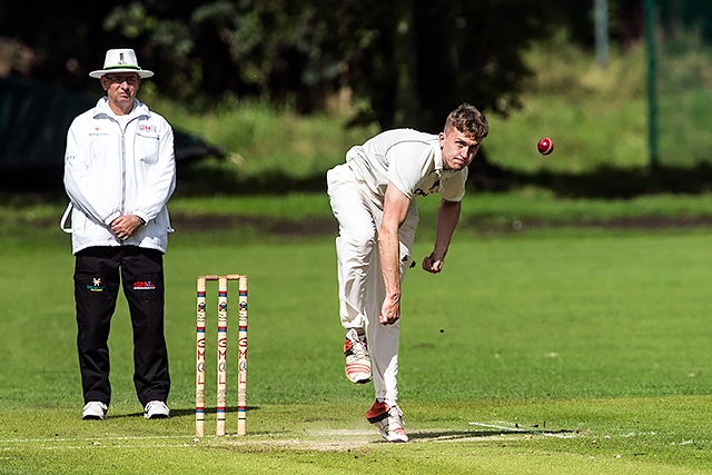 Heywood CC v Glossop CC