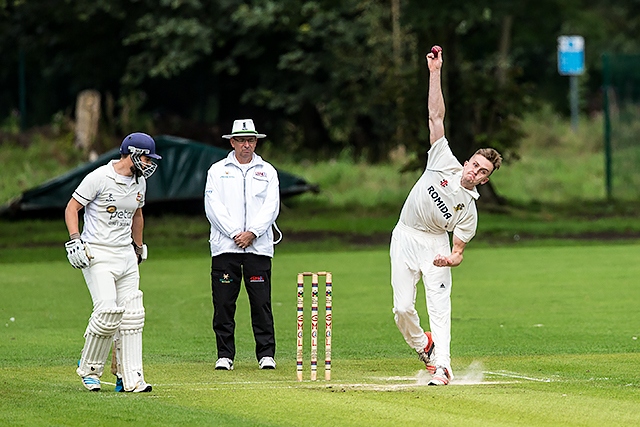 Heywood CC v Glossop CC