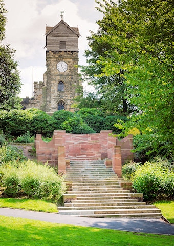 Staircase and exedra in Jubilee Park after the restoration 