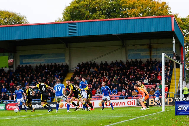 Rochdale v Rotherham United