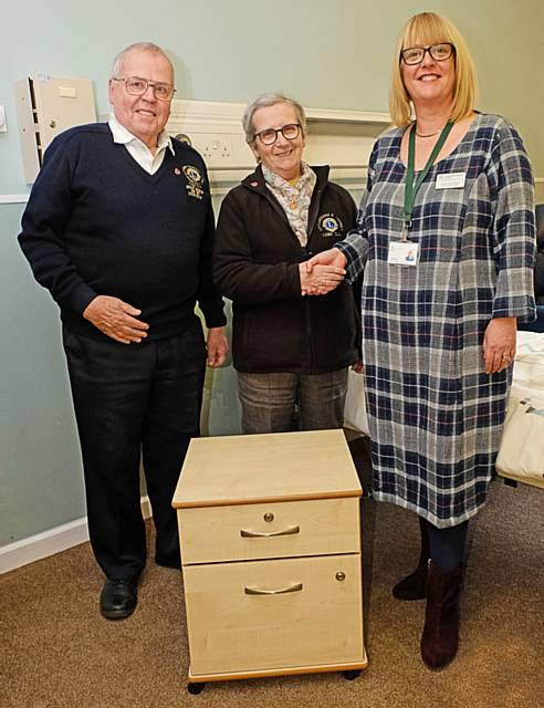 Harry Hawksworth and President of the Lions Norah Hawksworth  with Julie Halliwell, Springhill Hospice’s Chief Executive 