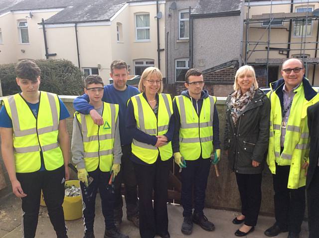 Ruth Cadbury MP at the Groundwork Homes Programme in Heywood