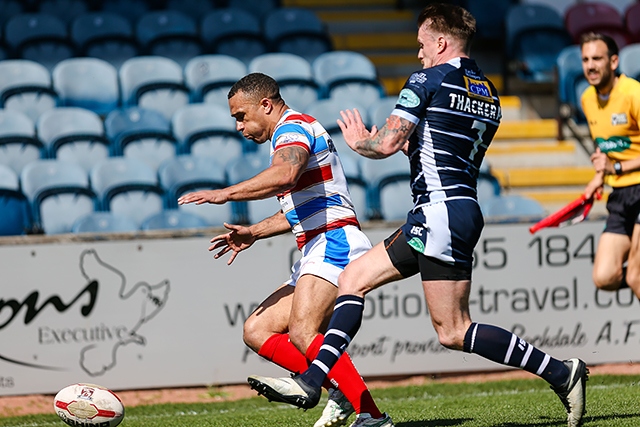 Rochdale Hornets v Featherstone Rovers