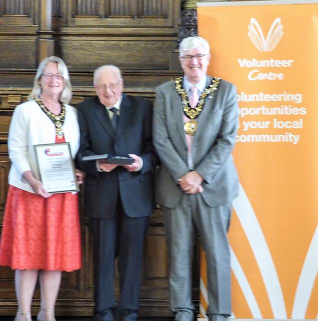 Roger White – Long Service and Commitment 2017 – presented by  The Mayor and Mayoress of Rochdale, Ian Duckworth and  Christine Duckworth