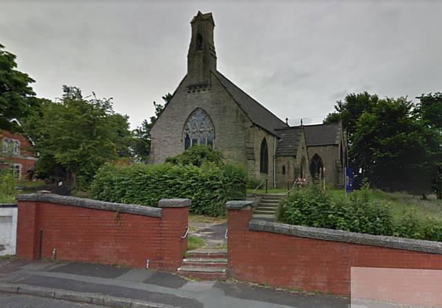 Parkfield Holy Trinity Parish Church, Archer Park, Middleton