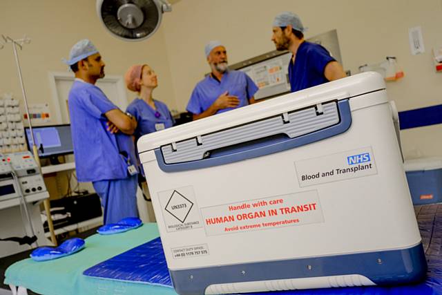 Organ transport box in theatre 