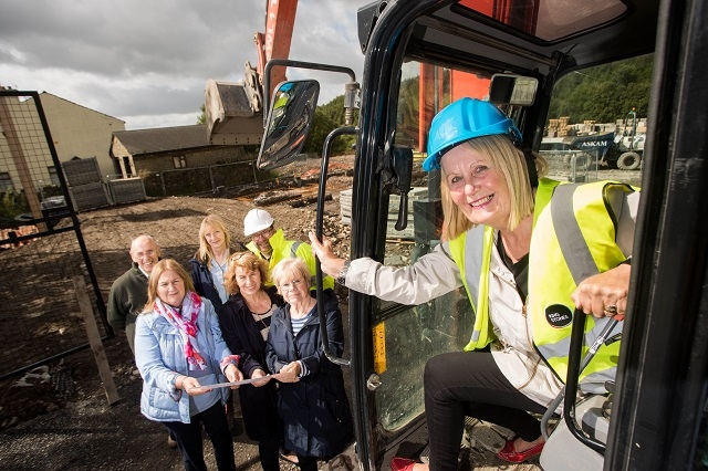 Madeline De Souza (R), Deputy Mayor of Whitworth, visits the new Whitworth Care development, alongside residents’ families and staff