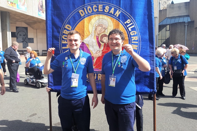 Councillors Danny Meredith and Liam O'Rourke with their medals