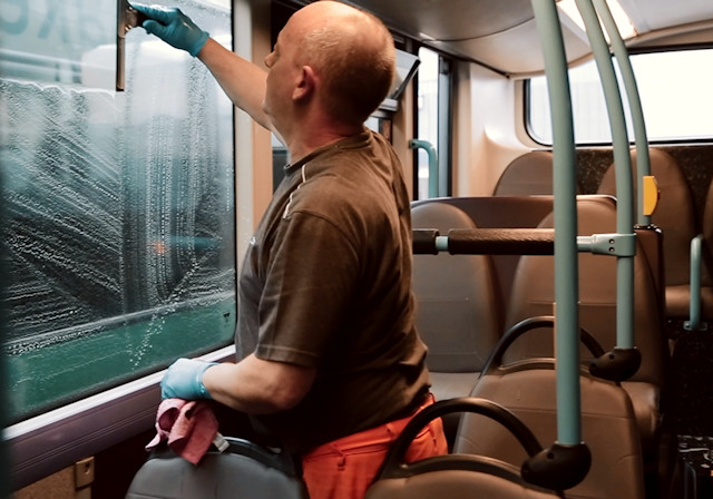 Cleaning bus windows