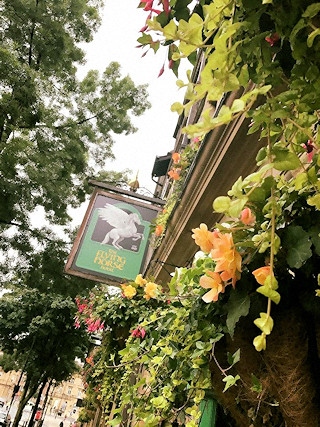 The Flying Horse Hotel has won another gold award for its stunning flowers