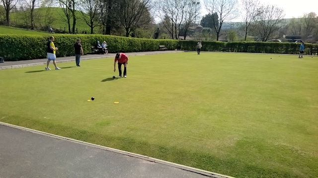 Bowling green, Milnrow Memorial Park