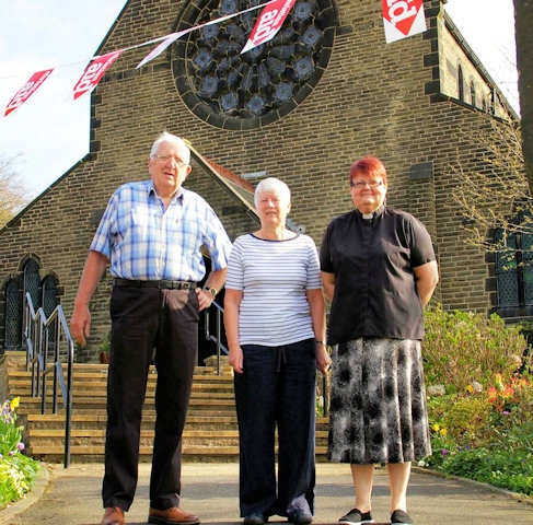 Rev Roger Hill, his wife Jo and Rev Rachel Battershell, vicar of St Andrew's