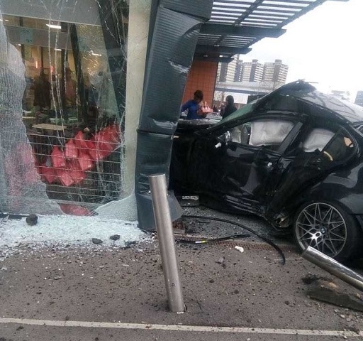 Car smashes into Aldi store