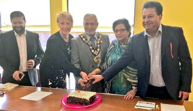 Anna Gaughan, CEO of tide and Life Story Network CiC, Mayor of Rochdale Cllr Mohammed Zaman, Cllr Iftikhar Ahmed, Portfolio holder for Social Care, and Mrs Razia Shamim 