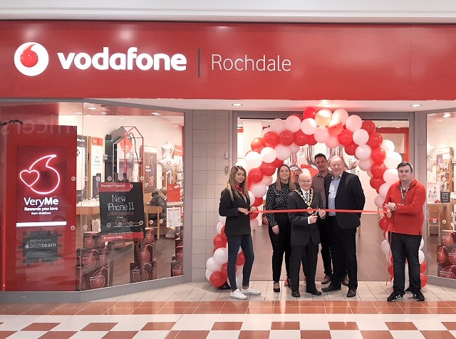 Mayor Billy Sheerin officially opened Vodafone in Rochdale Exchange Shopping Centre