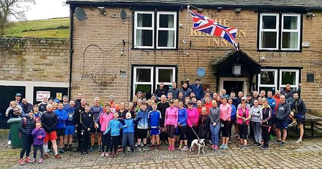 Simon was joined by scores of supporters for his final 10km run