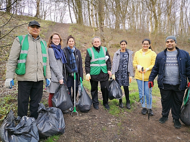 Rochdale Environmental Action Group (REAG) volunteers 