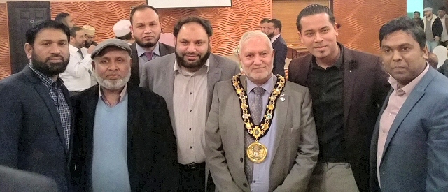 Mayor Mohammed Zaman at the Hope for Disabled Children charity fundraising dinner